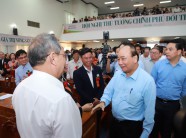 Trực tiếp: Thủ tướng đối thoại với nông dân